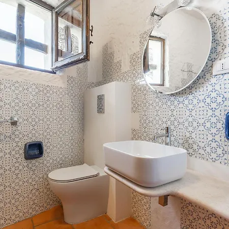 Casa Elena Sardinia Beachfront B * Torre delle Stelle